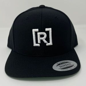 Residente R Embroidered Snapback Cap Hat Calle 13 Resident